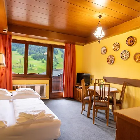 Haus Anna - Kaernten Card Im Sommer Inklusive Bad Kleinkirchheim Exterior photo