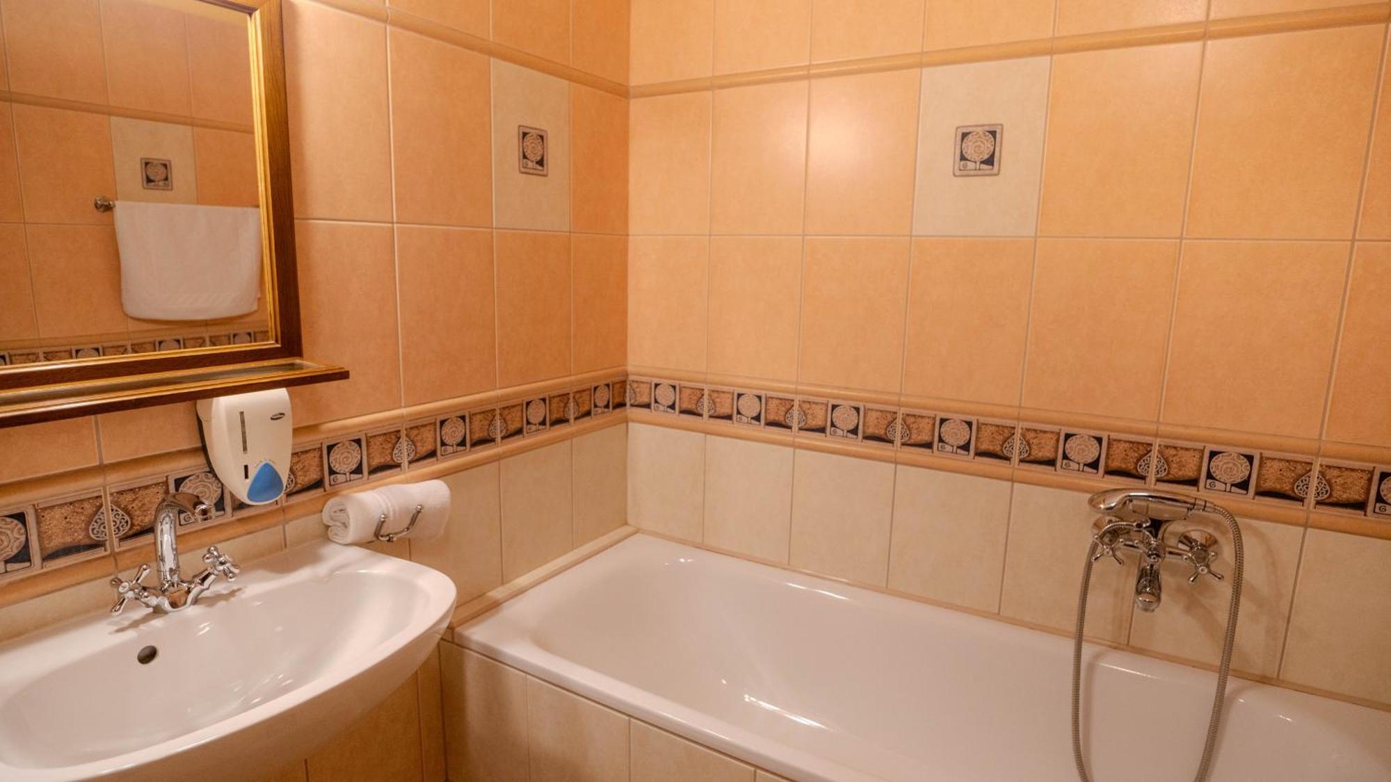 Apartment Haus Anna - Kaernten Card Im Sommer Inklusive Bad Kleinkirchheim